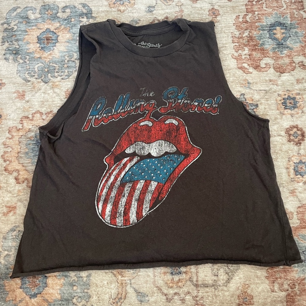 Cute ROLLING STONES authentic workout tee